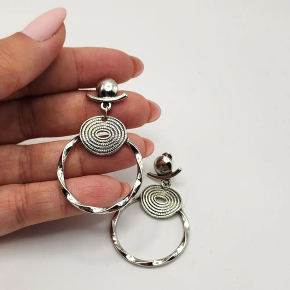 Elegant Silver Hoop Earrings